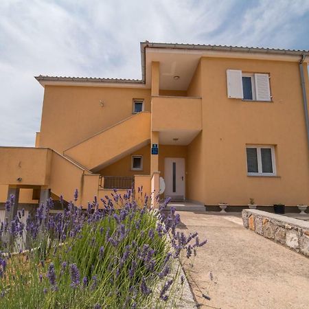 Apartments Sanjin Kornic Bagian luar foto
