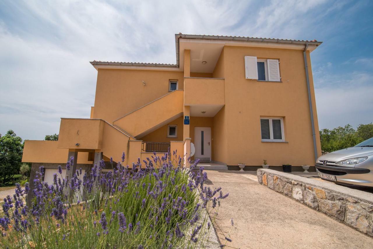 Apartments Sanjin Kornic Bagian luar foto