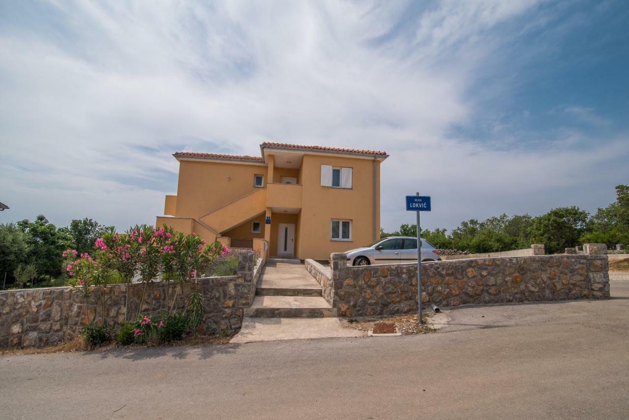 Apartments Sanjin Kornic Bagian luar foto