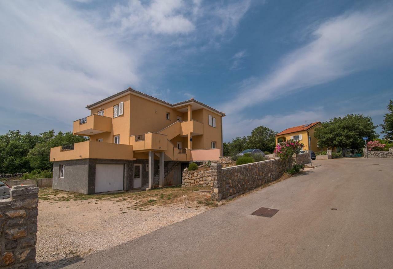 Apartments Sanjin Kornic Bagian luar foto