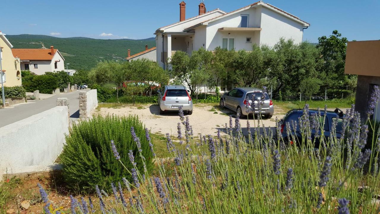 Apartments Sanjin Kornic Bagian luar foto
