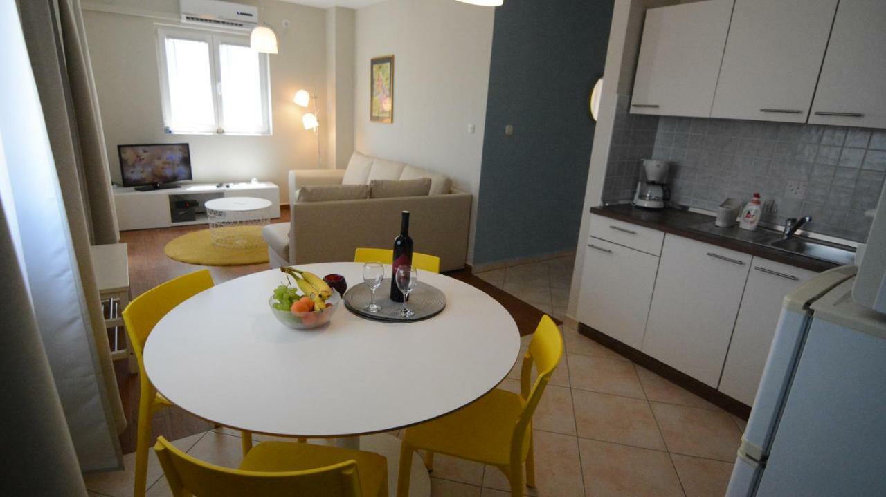 Apartments Sanjin Kornic Bagian luar foto